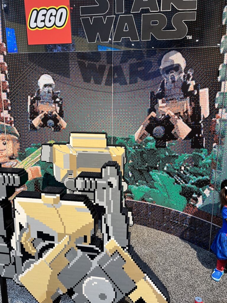 Lego ComicCon 2023