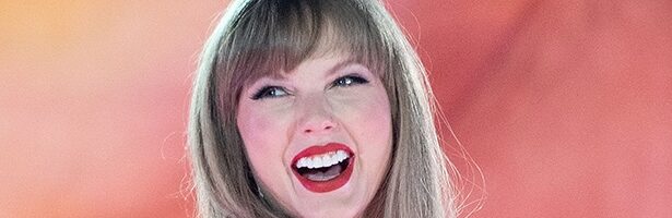 OMG! Taylor Swift killed the Earl of Moray, and Lady Mondegreen!